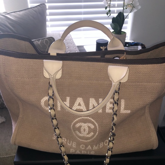 ***SOLD*** CHANEL Beige Canvas Deauville Large Tote Bag - Picture 2 of 16